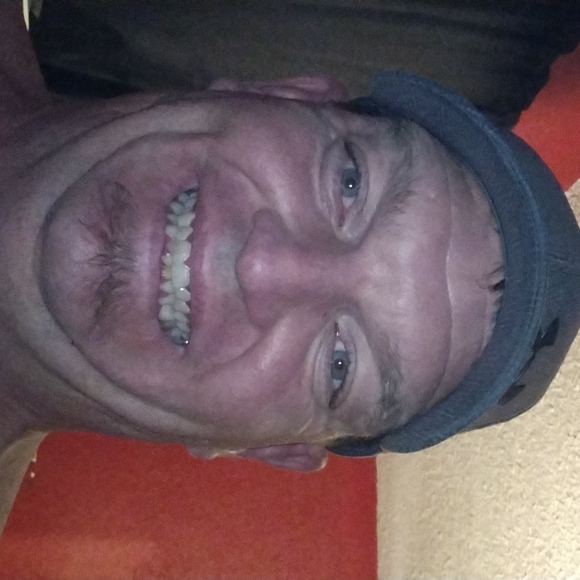 Meet your Posher, Paul - Picture 3 of 3